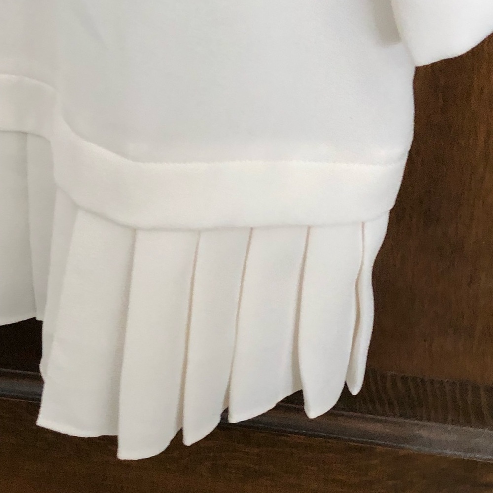 J. Jill Cream Relaxed Pleated Blouse - Picture 5 of 7